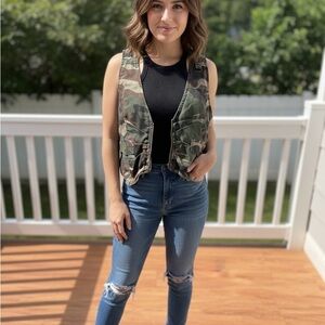 Camouflage Sleeveless Tank Top